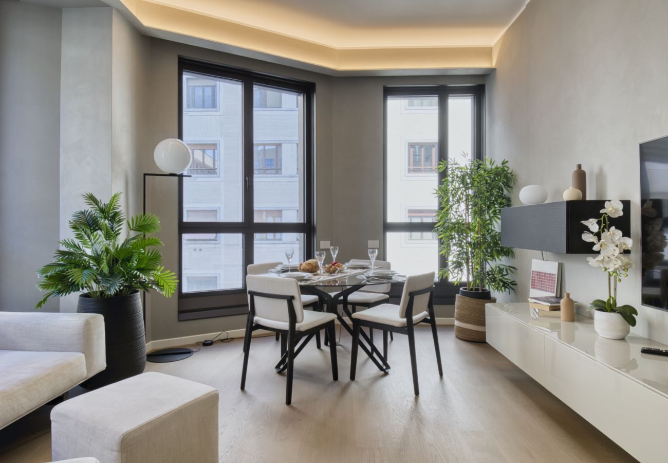 Apartment in Milan - Central Tower S. Babila - Elegant 2BDR with rooftop terrace
