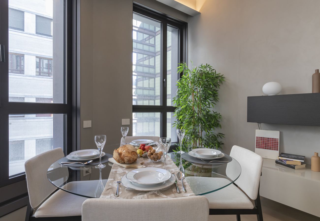 Apartment in Milan - Central Tower S. Babila - Elegant 2BDR with rooftop terrace