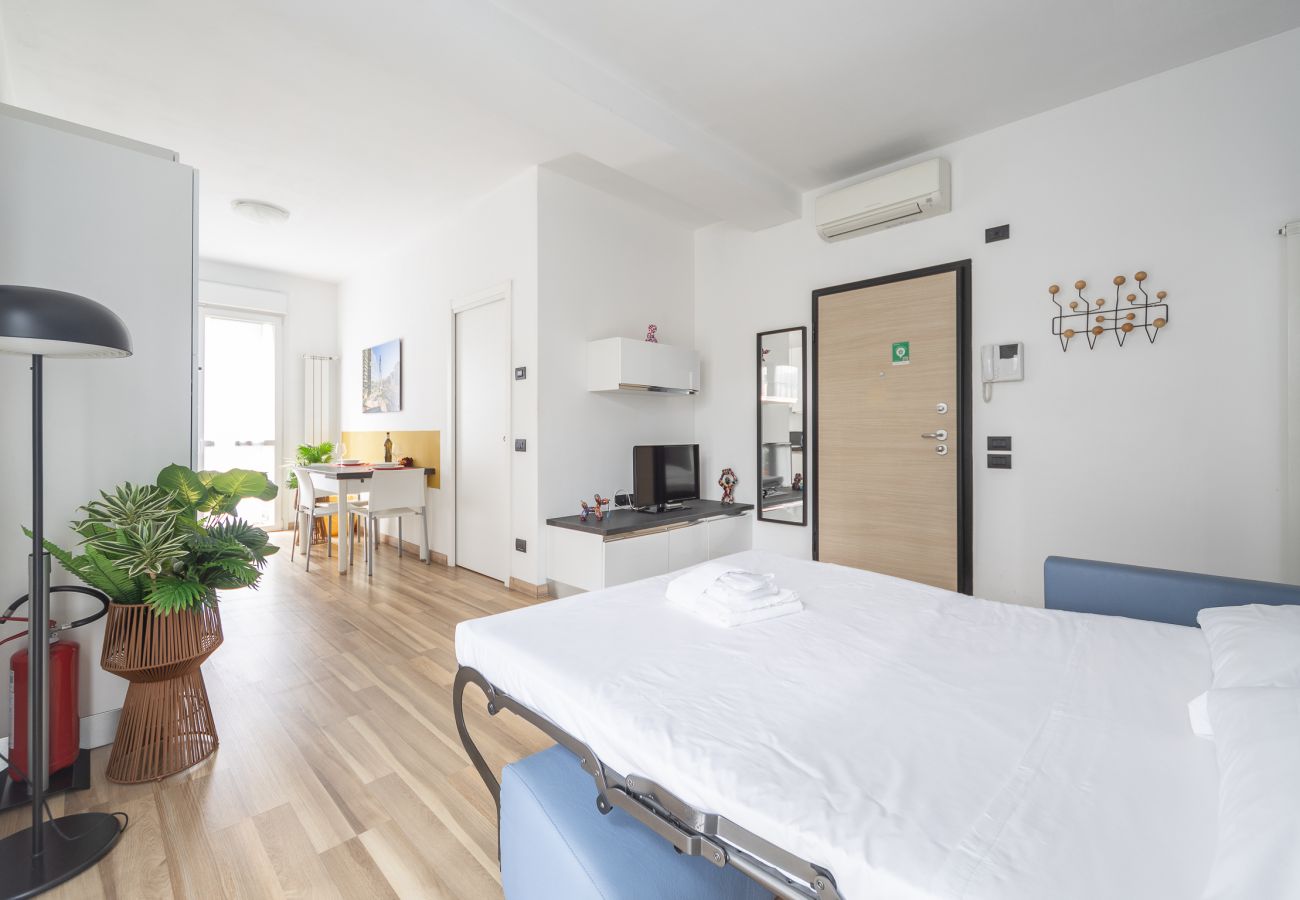 Studio in Milan - Palazzo Candiani. Deluxe studio with terrace