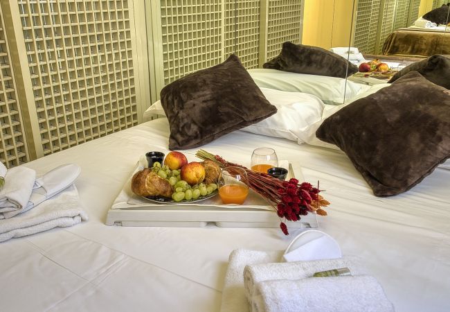 Apartment in Milano - Cerva - stylish 1 bedroom close to Duomo Apartment in Milano - Cerva - stylish 1 bedroom close to Duomo