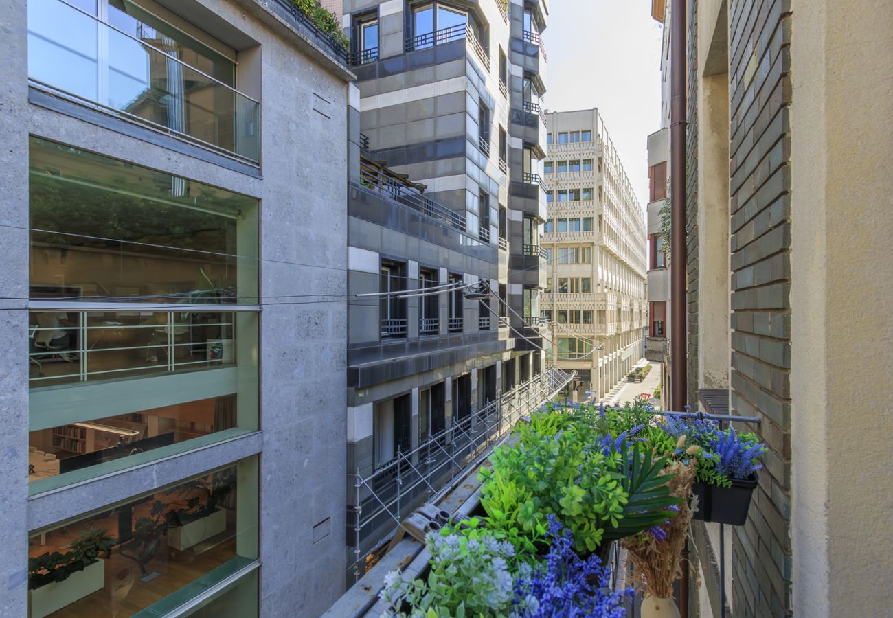 Apartment in Milan - Cerva - stylish 1 bedroom close to Duomo