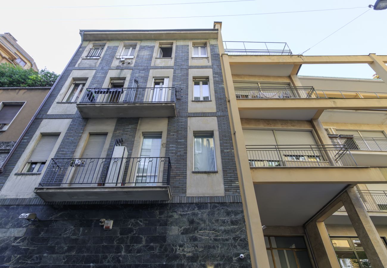 Apartment in Milan - Cerva - stylish 1 bedroom close to Duomo