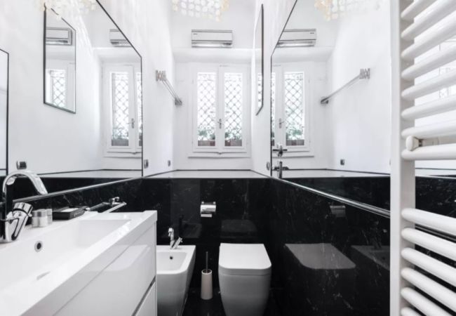 Studio in Milano - Acquileia - Stylish loft  steps from Corso Magenta Studio in Milano - Acquileia - Stylish loft  steps from Corso Magenta