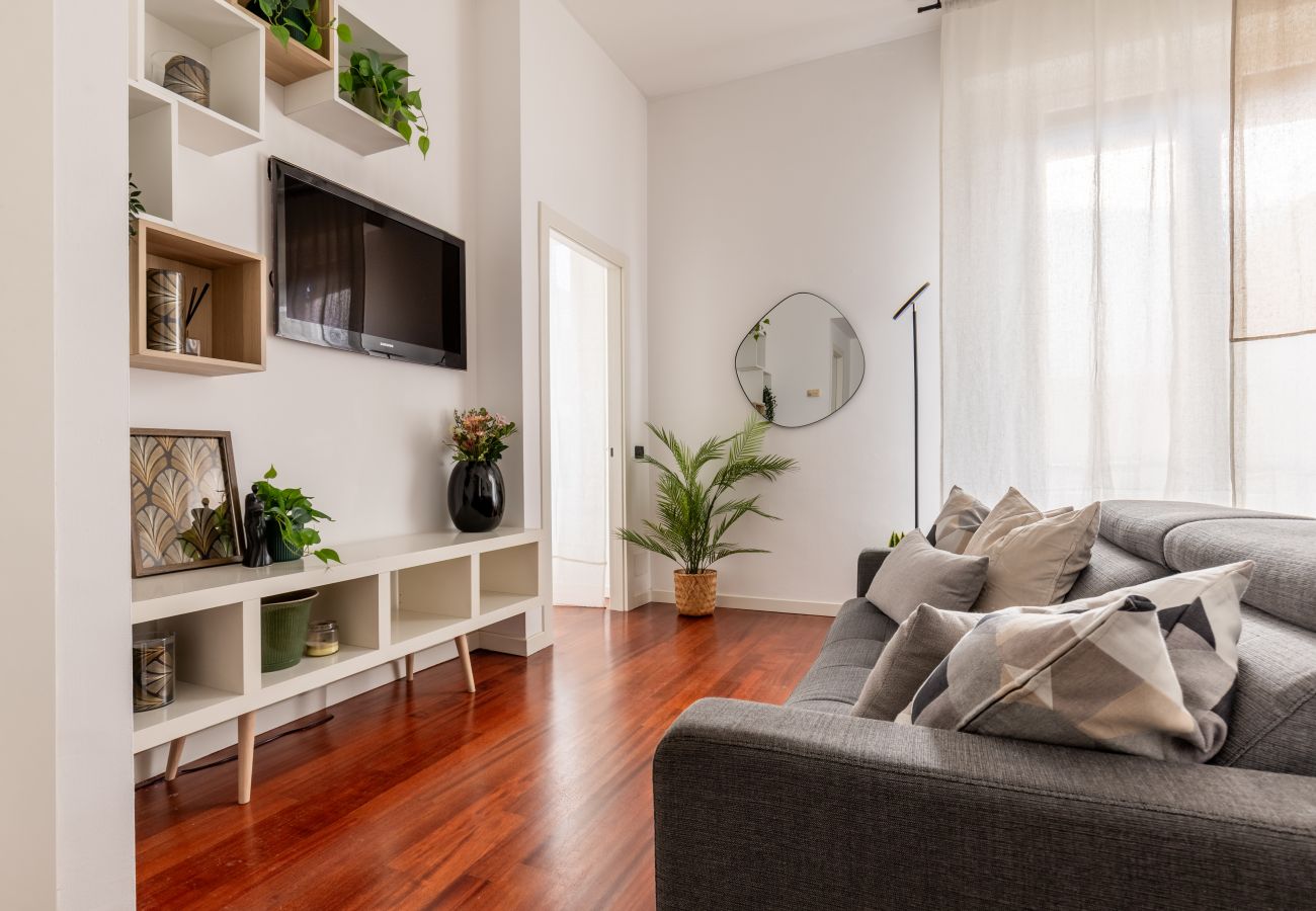 Apartment in Milan - Garibaldi - Modern 1 BR in Brera by Rentopolis