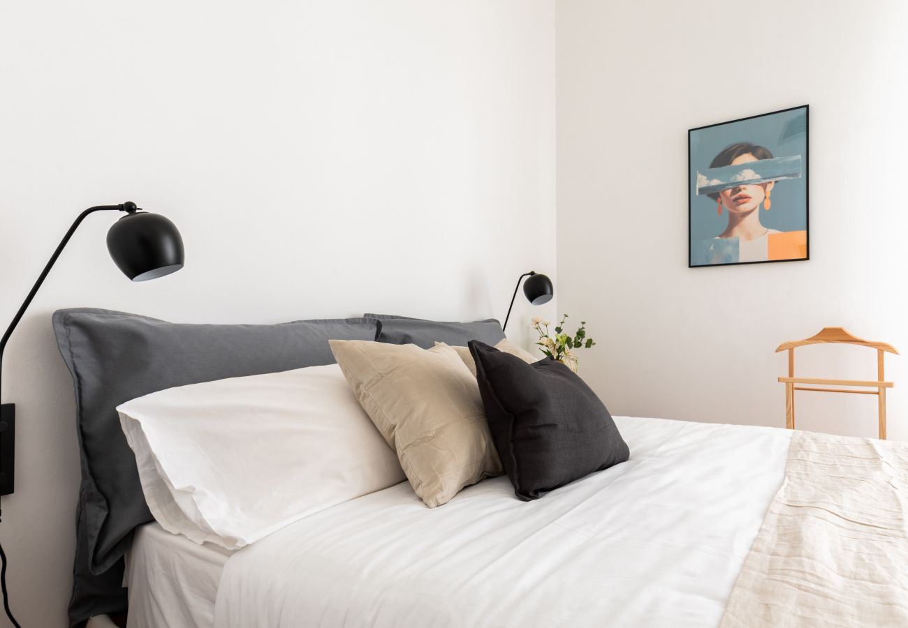 Apartment in Milan - Garibaldi - Modern 1 BR in Brera by Rentopolis